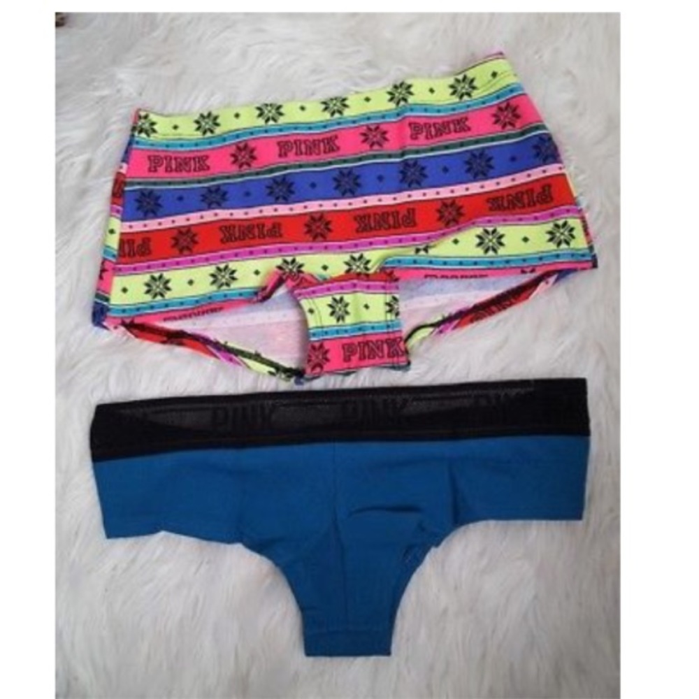 2 Vs undies